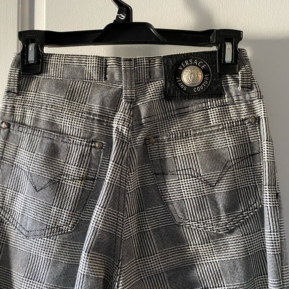 Versace - Picture 6 of 8